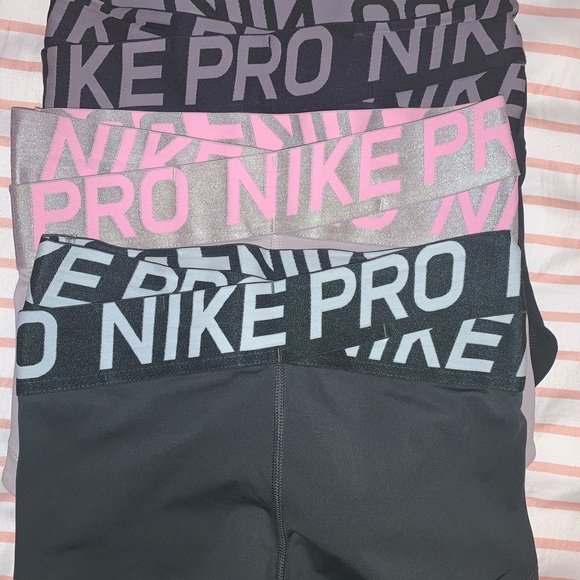 NIKE PROS - Picture 5 of 6